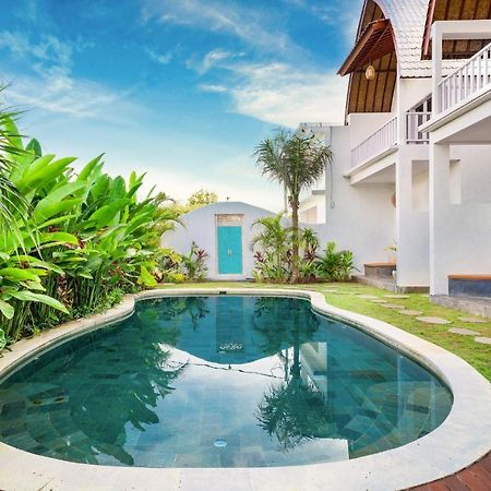 Kelana Uluwatu Apartment Exterior photo